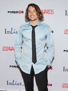 Tyler Nixon