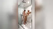 пикапер трахает стоя сзади