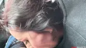 плотно сосет толстый жилистый елдак