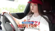 курьерша опаздывает на заказ