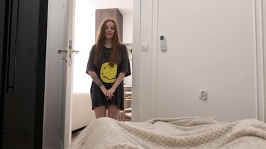 Cassie Kelly: Полгода без секса: голодная девчонка соблазняет на трах кента бойфренда