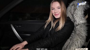 Шлюховатая жена брата по полной программе обслужила меня в авто