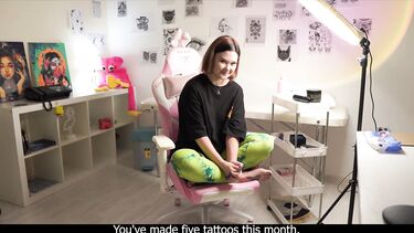 Kate Koss: Горловой минет и хардкорный трах тату мастера ради сохранения работы