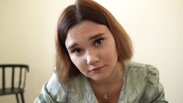 Мне звонит муж, но ты продолжай меня трахать
