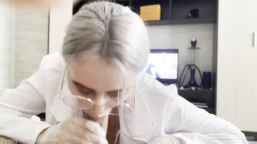 Сперма на животе: Медсестра вылечила синдром вялого члена минетом и еблей