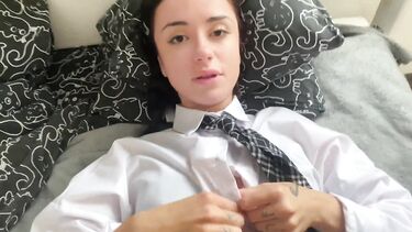 Любимая разбила сердце? Сводная сестра лечит брата инцестом
