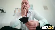 жених перед свадьбой нашел фото измены невесты