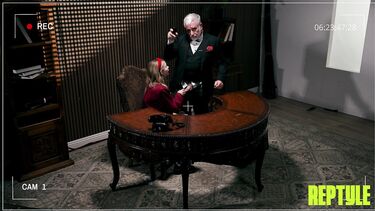 Coco Lovelock: Крестный отец отлизал киску внучке и выебал ее