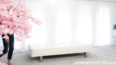 Casting Couch HD: Стелла ебется на кастинг пробах с негром и вылизываает ему задницу