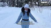 заблудился в лесу, но встретил незнакомку