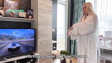 BarbieAngeL: Сводная сестра от скуки попрыгала на братском елдаке