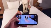 делает эротические фотки иностранки